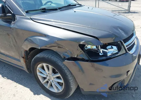 2015 Dodge Journey Sxt z USA, uszkodzony, nr VIN 3C4PDDBG5FT593354